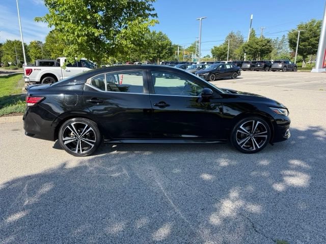 Certified 2020 Nissan Sentra SR w/ Premium Package FWD image 4