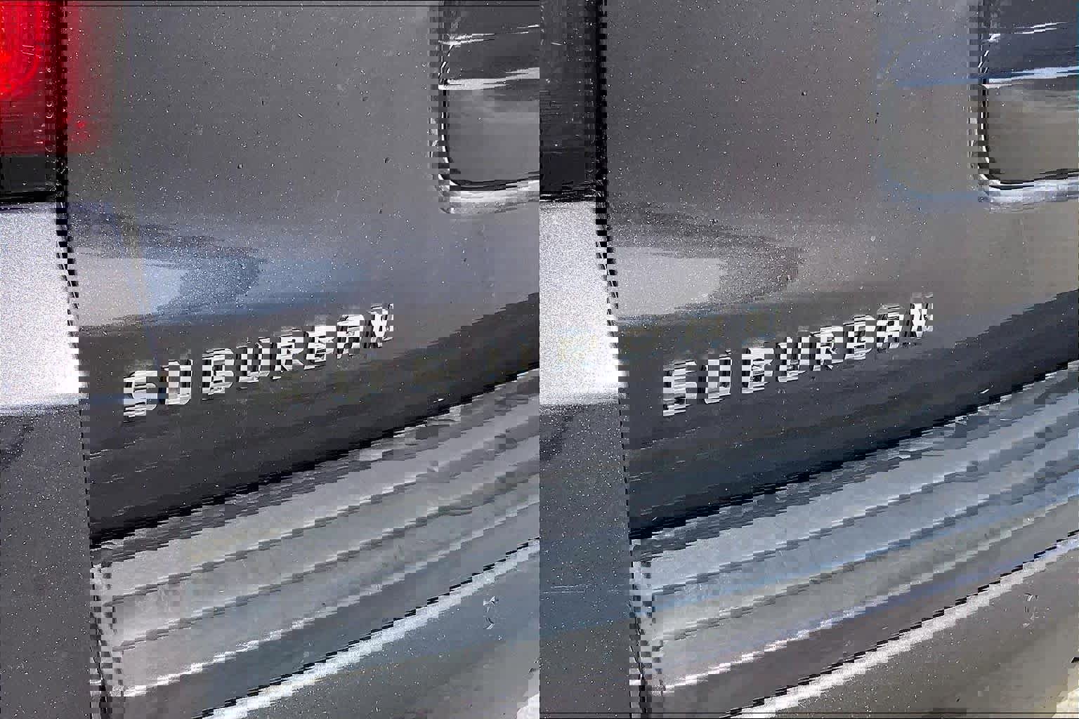 Used 2016 Chevrolet Suburban LT image 31