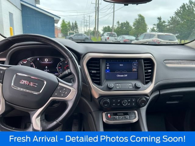 Used 2020 GMC Acadia Denali w/ GMC Pro Grade Package AWD/4WD image 12