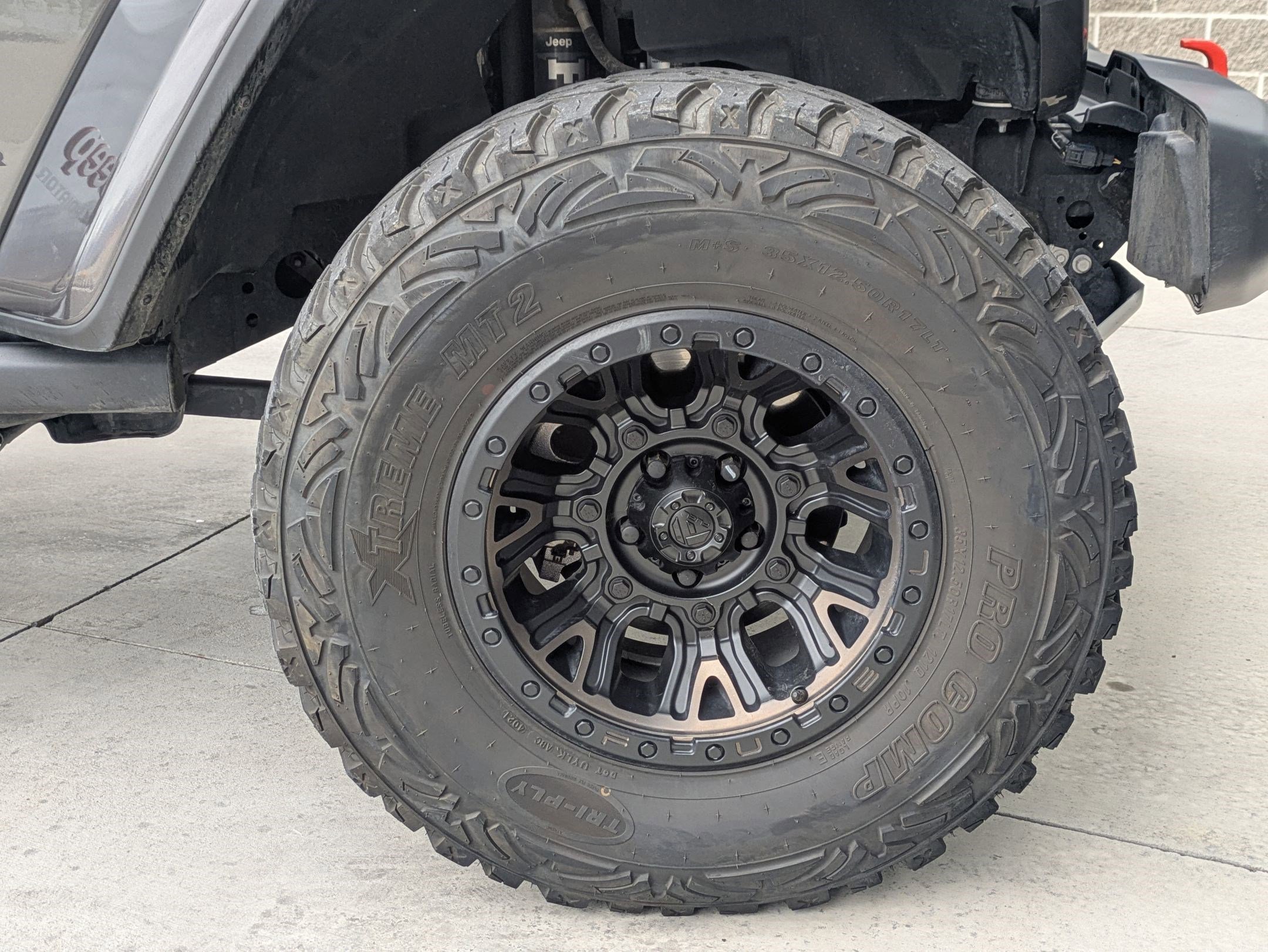 Used 2022 Jeep Gladiator Mojave w/ LED Lighting Group image 30