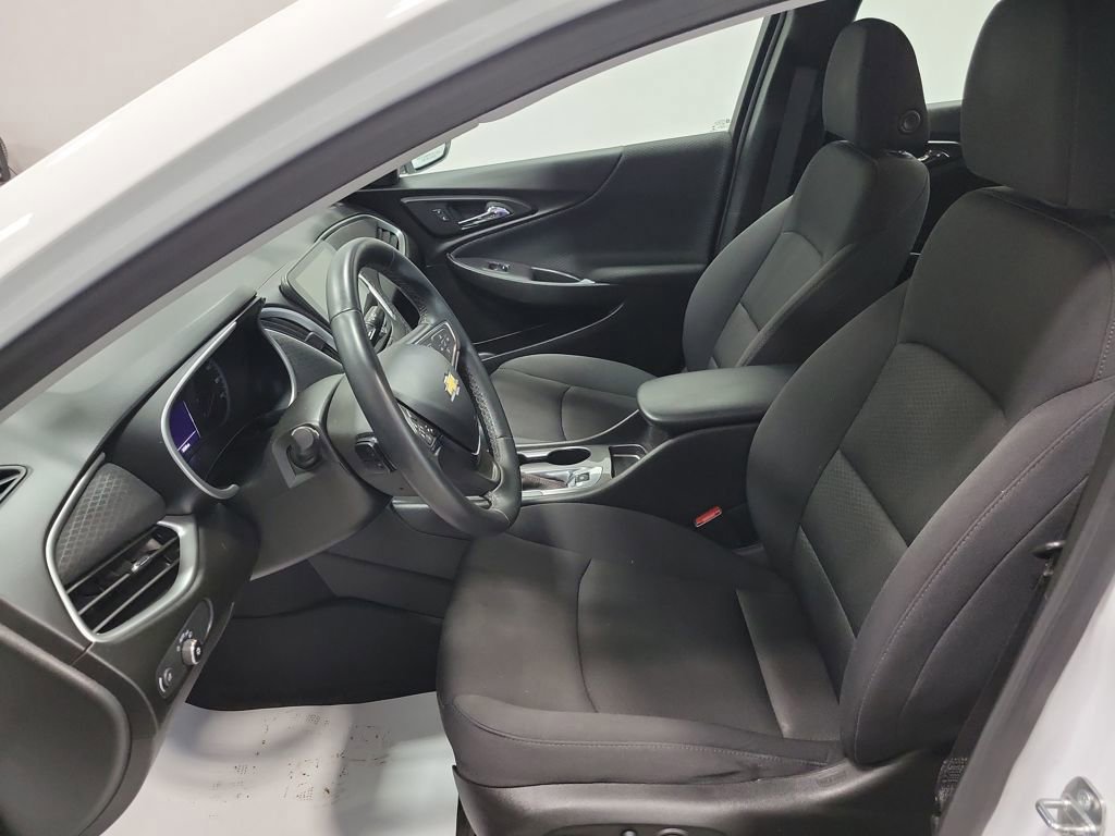 Used 2024 Chevrolet Malibu RS w/ LPO, Floor Liner Package video 2
