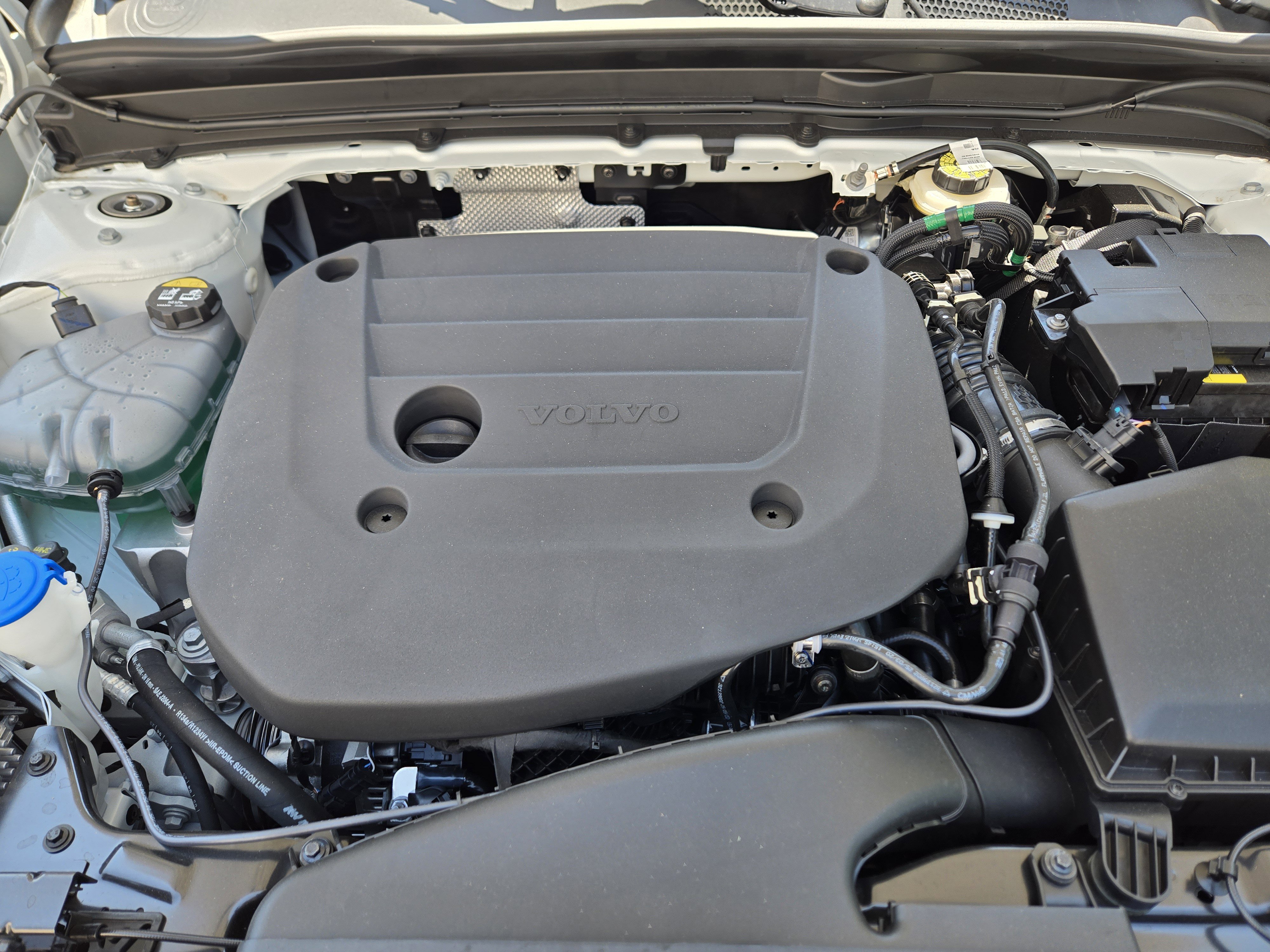 New 2026 Volvo XC40 B5 Plus w/ Protection Package Premier image 34