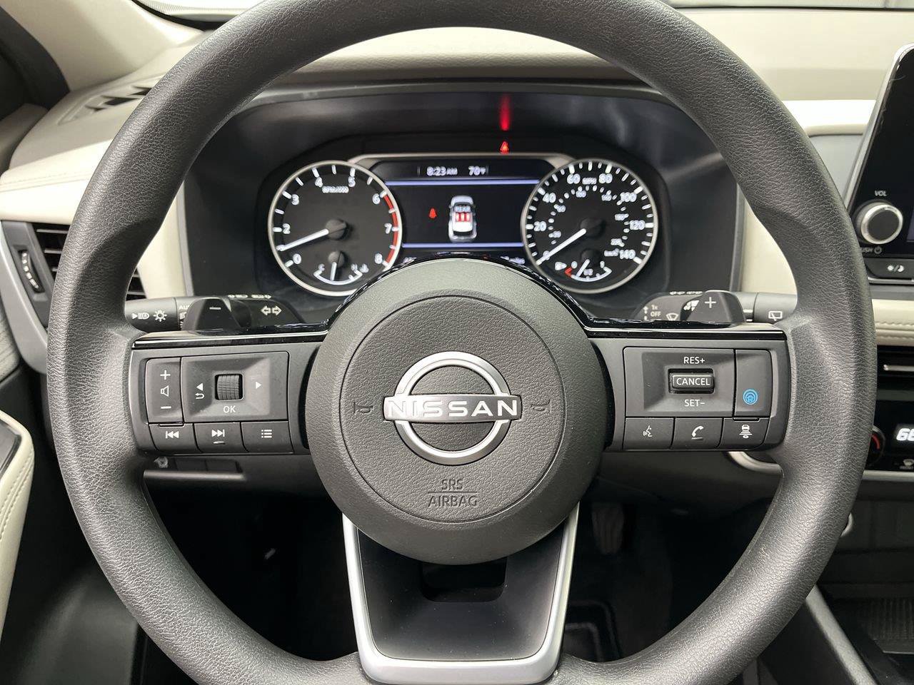 Used 2023 Nissan Rogue SV AWD/4WD image 13