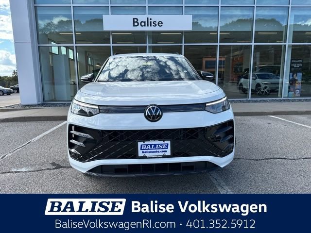 New 2025 Volkswagen Tiguan SE R-Line video 2