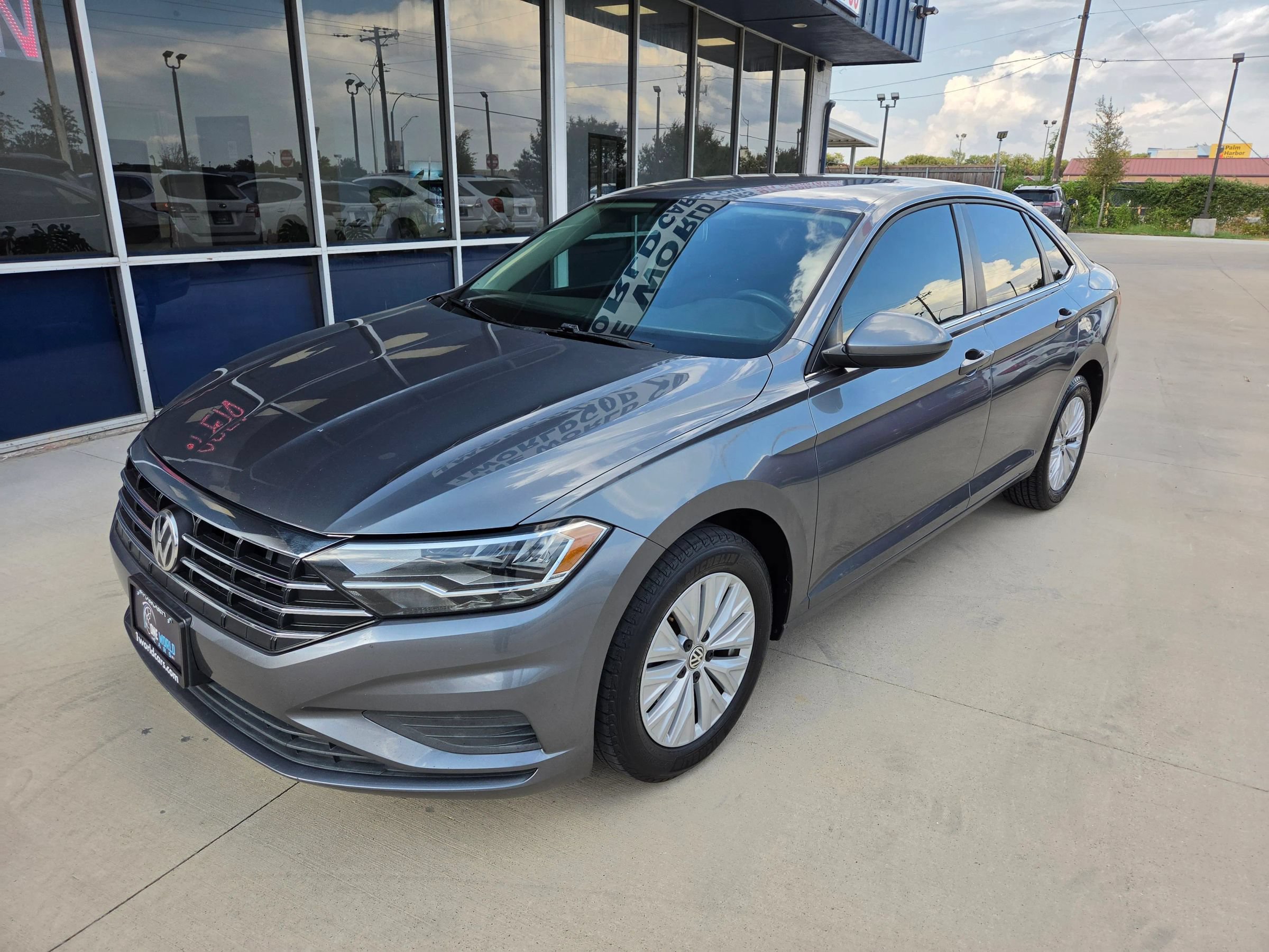 Used 2019 Volkswagen Jetta S w/ Driver Assistance Package FWD image 2