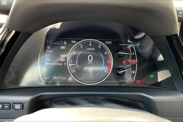 Used 2024 Lexus ES 350 w/ Premium Package FWD image 15