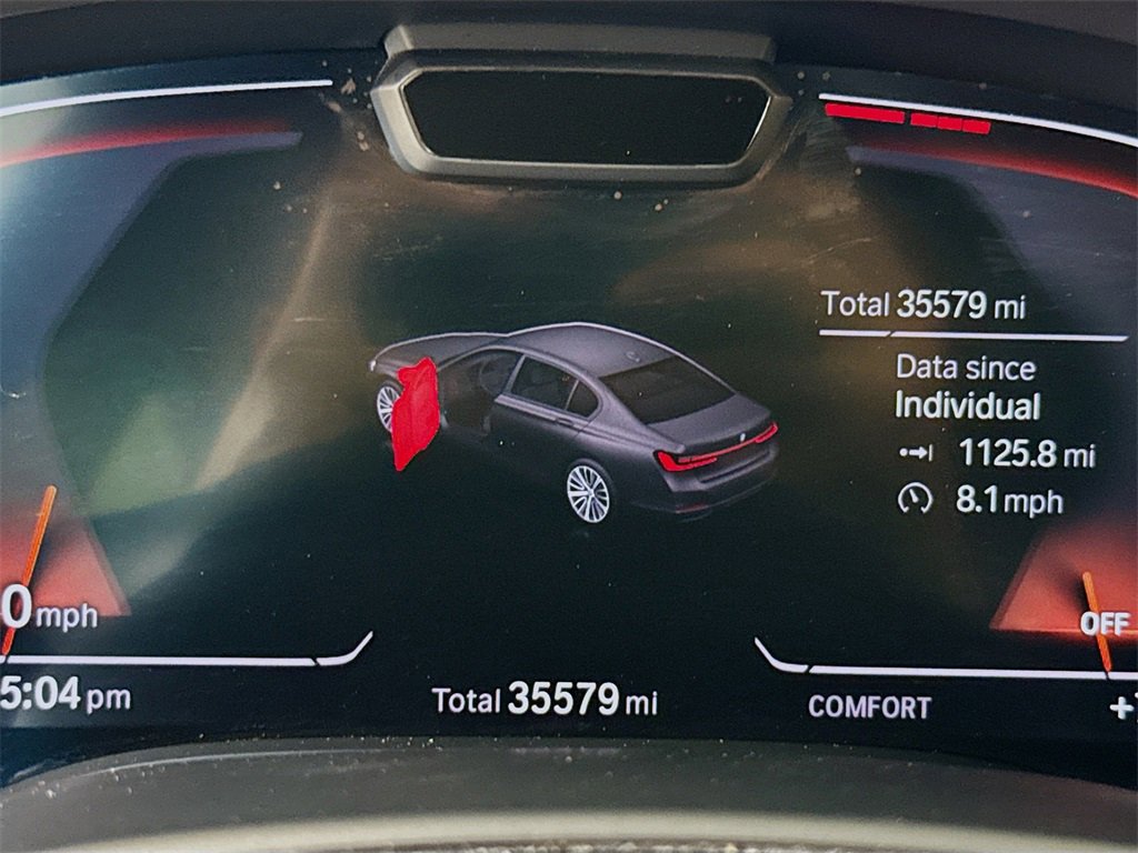 Used 2021 BMW 750i xDrive w/ Executive Package image 13