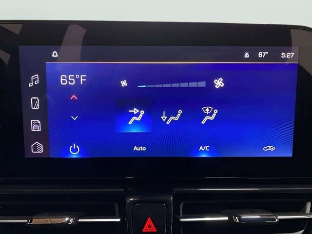 Used 2025 Chevrolet TrailBlazer RS w/ Convenience Package image 41