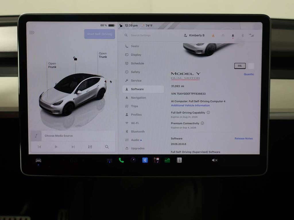 Used 2023 Tesla Model Y Performance AWD/4WD image 49
