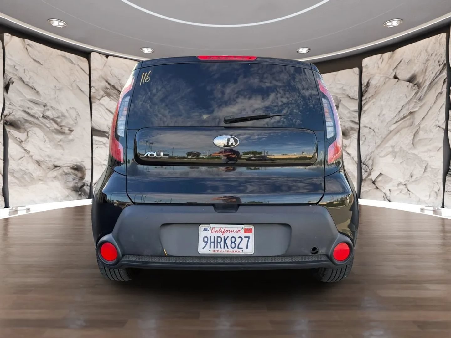 Used 2014 Kia Soul + FWD image 7