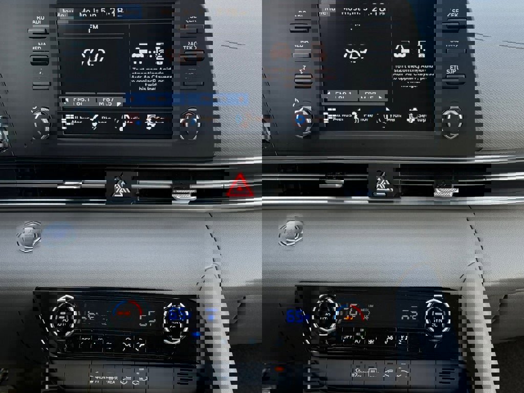 New 2026 Hyundai Elantra Sport w/ Cargo Package image 21