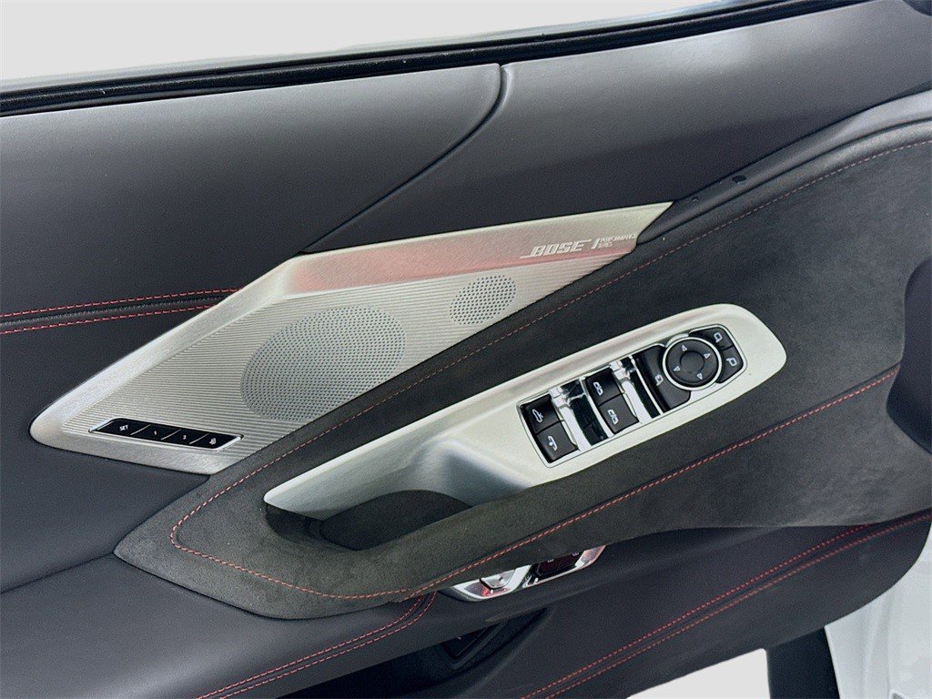 Used 2023 Chevrolet Corvette w/ Z51 Performance Package image 14