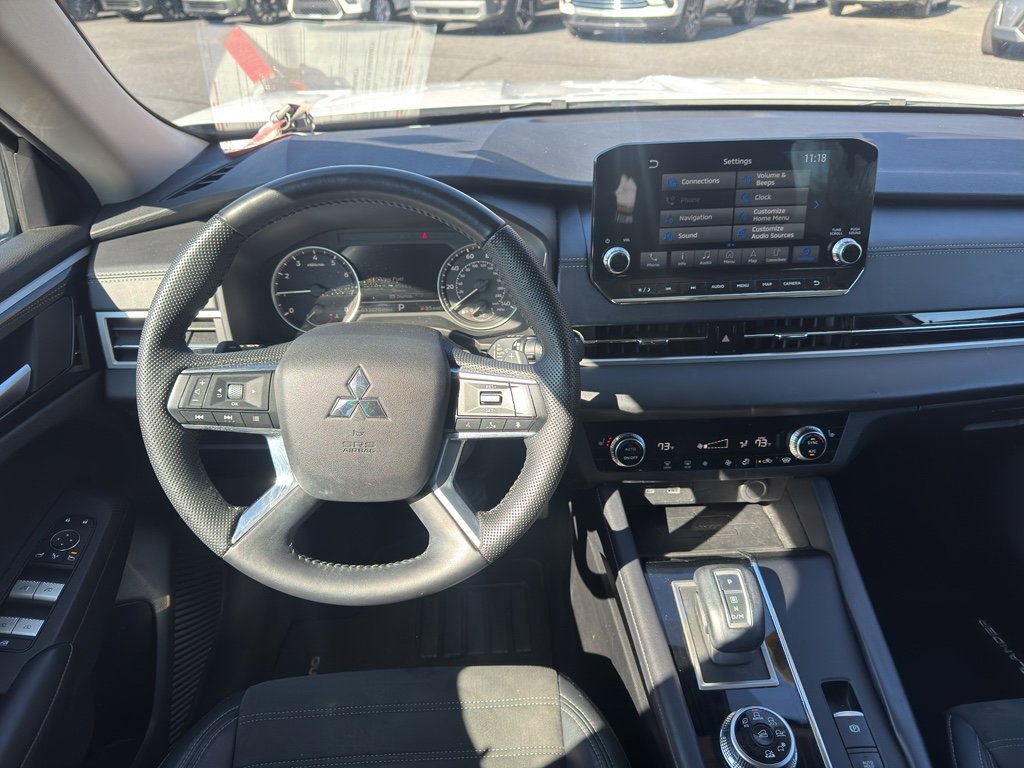 Used 2023 Mitsubishi Outlander SE image 10