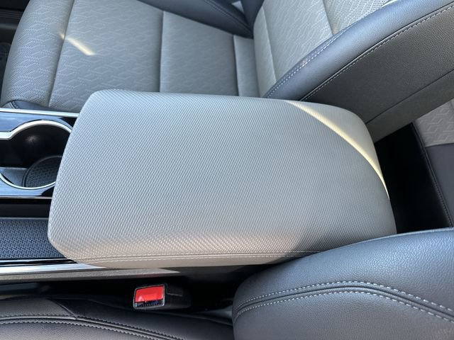 Used 2025 Chevrolet Equinox LT w/ Convenience Package II image 25