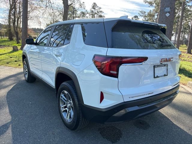 Used 2025 GMC Terrain Elevation image 5