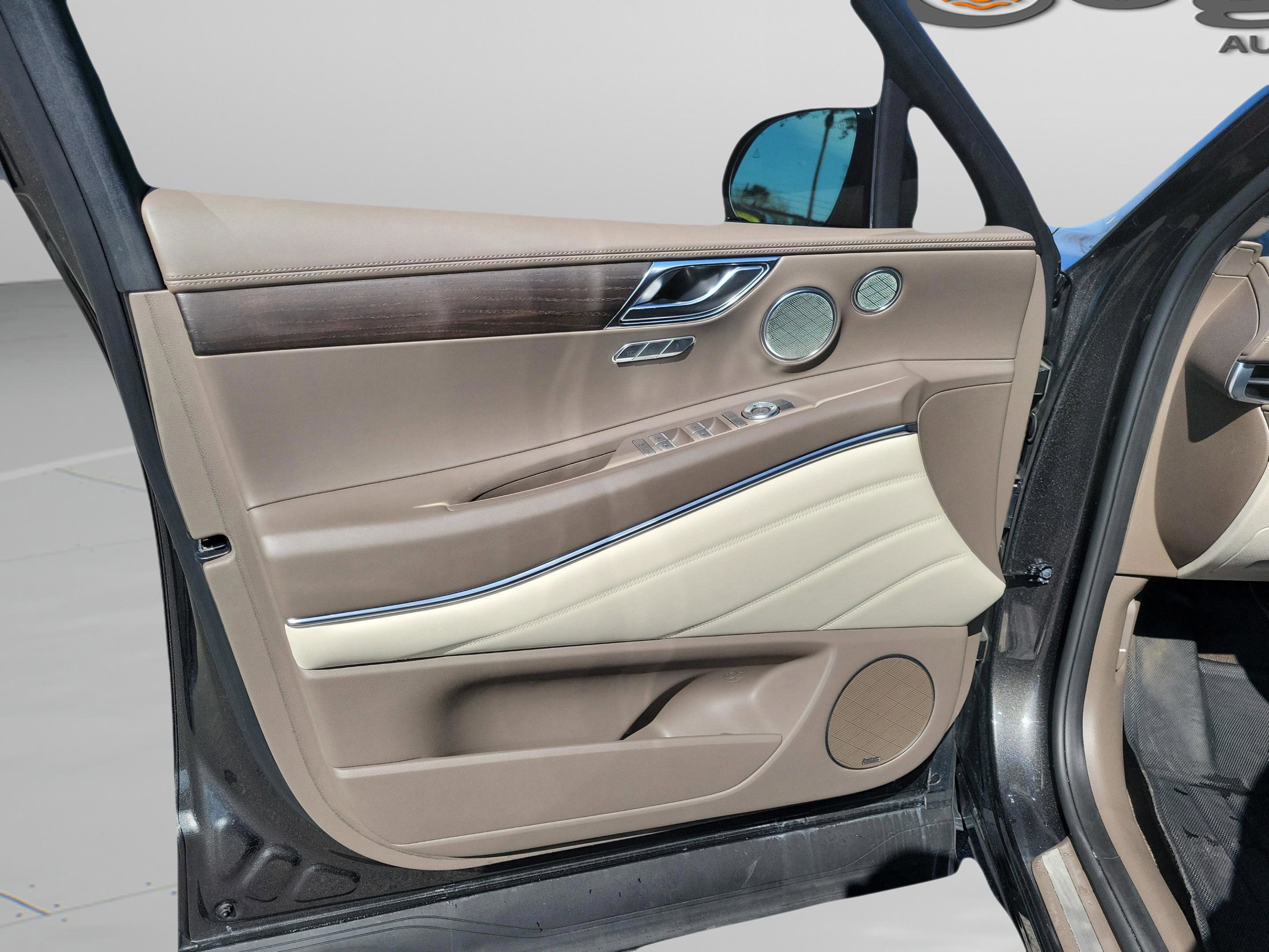 Used 2024 Genesis GV80 3.5T w/ Advanced Package image 33