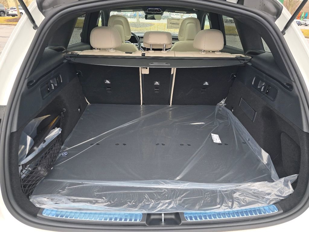 New 2026 Mercedes-Benz GLC 300 4MATIC image 19