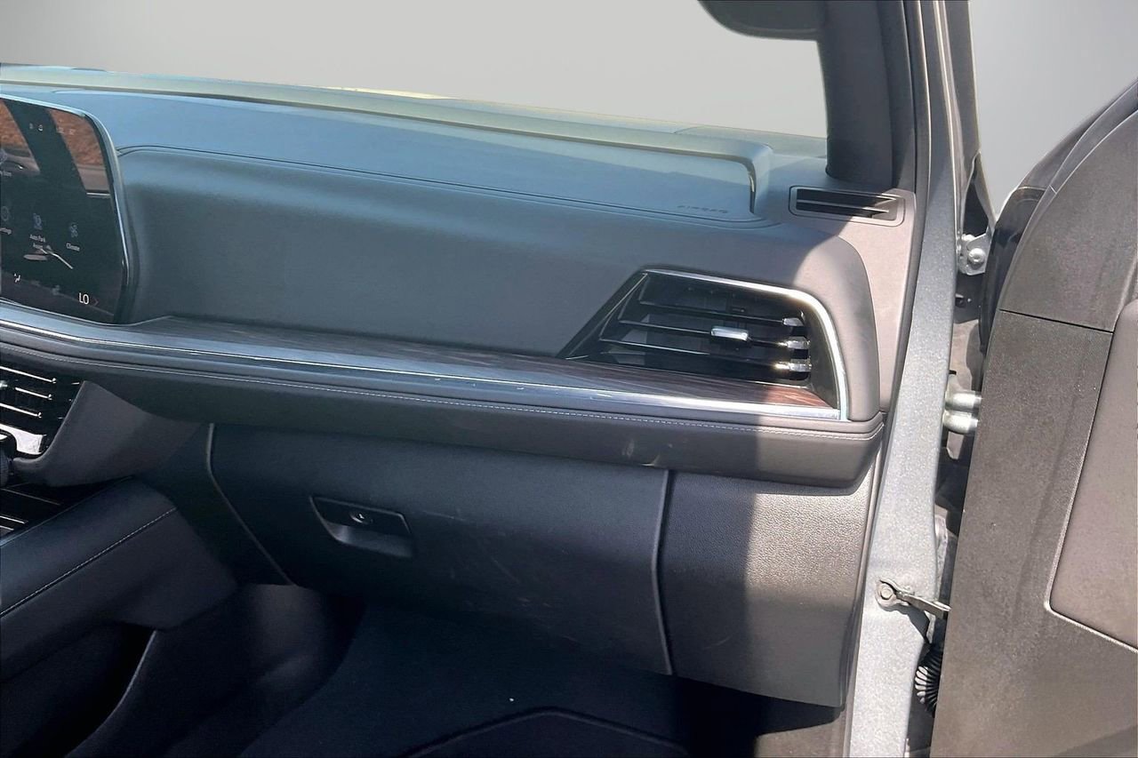 Used 2025 Chevrolet Tahoe LT image 21