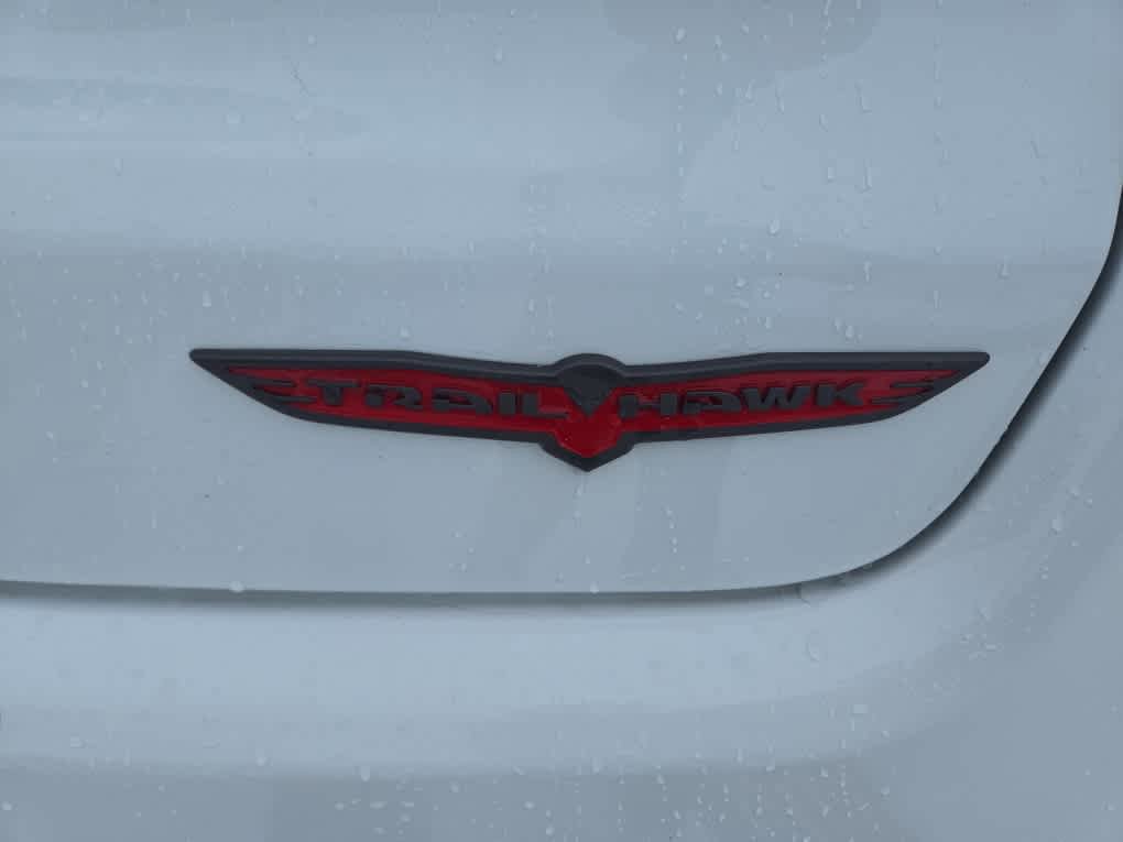 Used 2024 Jeep Compass Trailhawk image 7