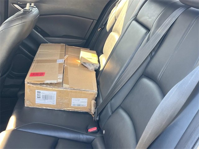 Used 2018 MAZDA MAZDA3 Touring image 19