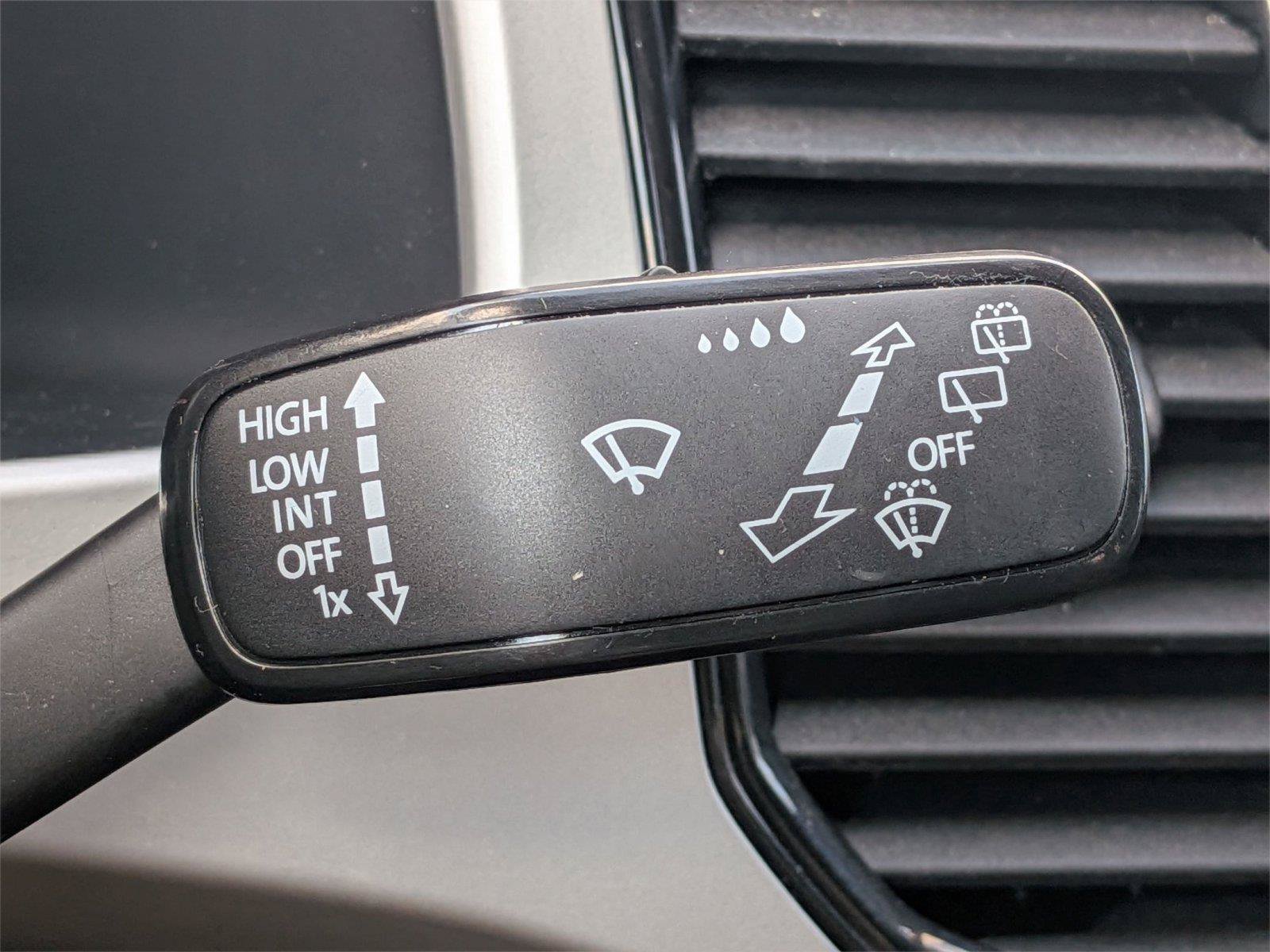 Used 2023 Volkswagen Atlas SE AWD/4WD image 24
