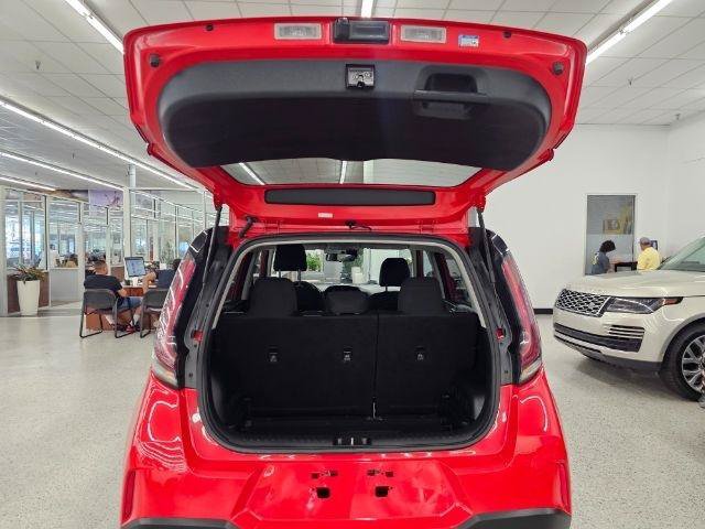 Used 2023 Kia Soul LX FWD image 38
