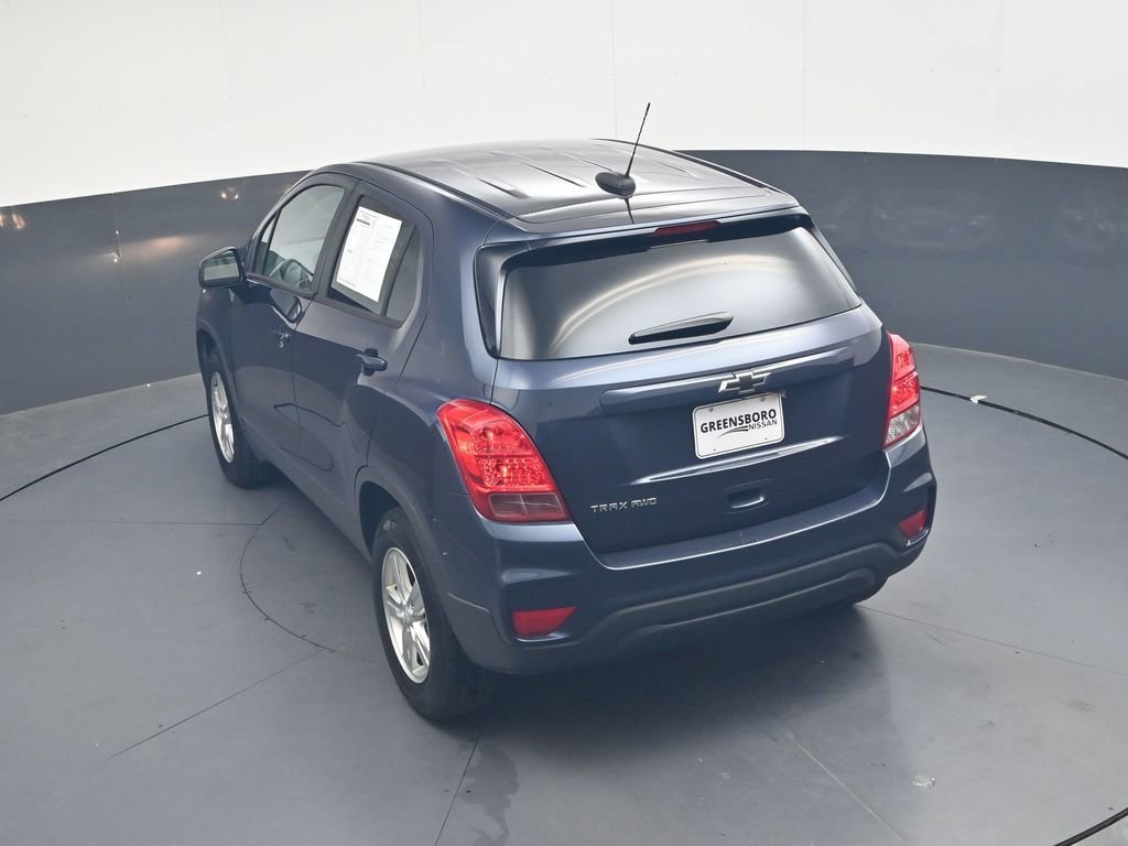 Used 2019 Chevrolet Trax LS w/ Tint and Cruise Package AWD/4WD image 33