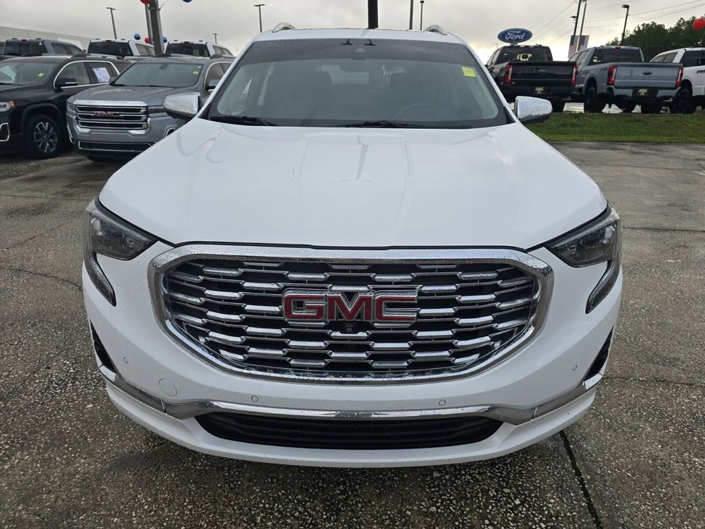 Used 2020 GMC Terrain Denali w/ Denali Premium Package image 9