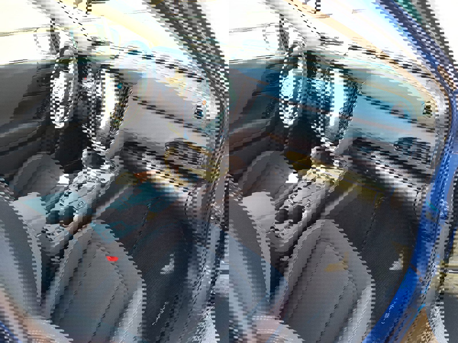 Certified 2025 Subaru Crosstrek 2.0i Premium image 27