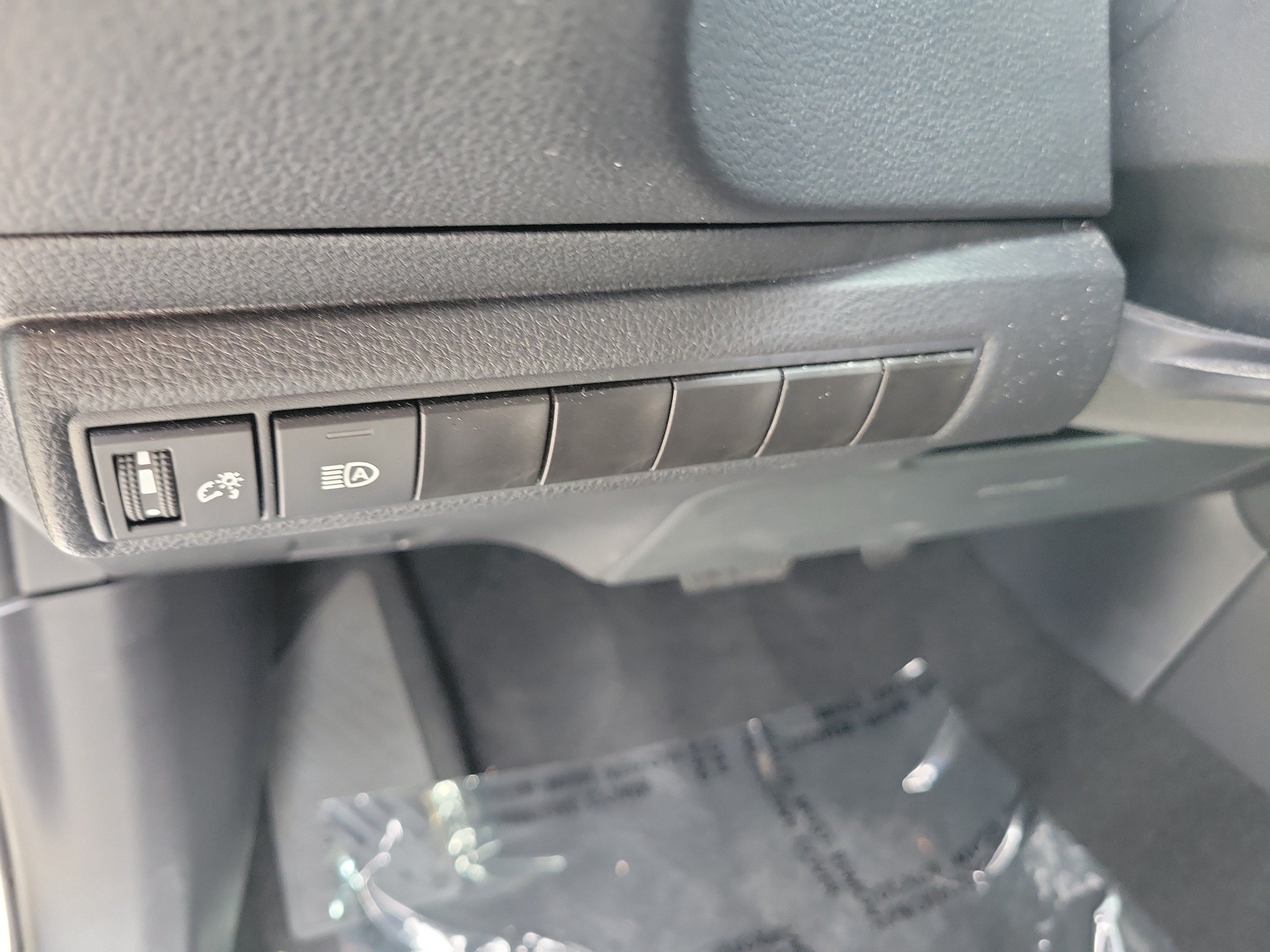 Used 2025 Toyota Corolla LE FWD image 24