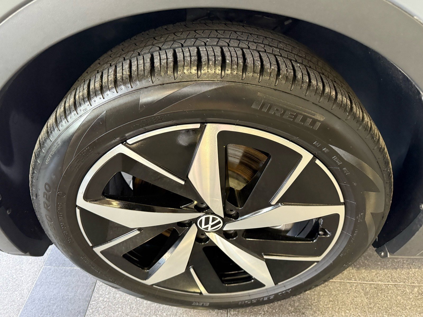 Used 2024 Volkswagen ID.4 Pro S image 51