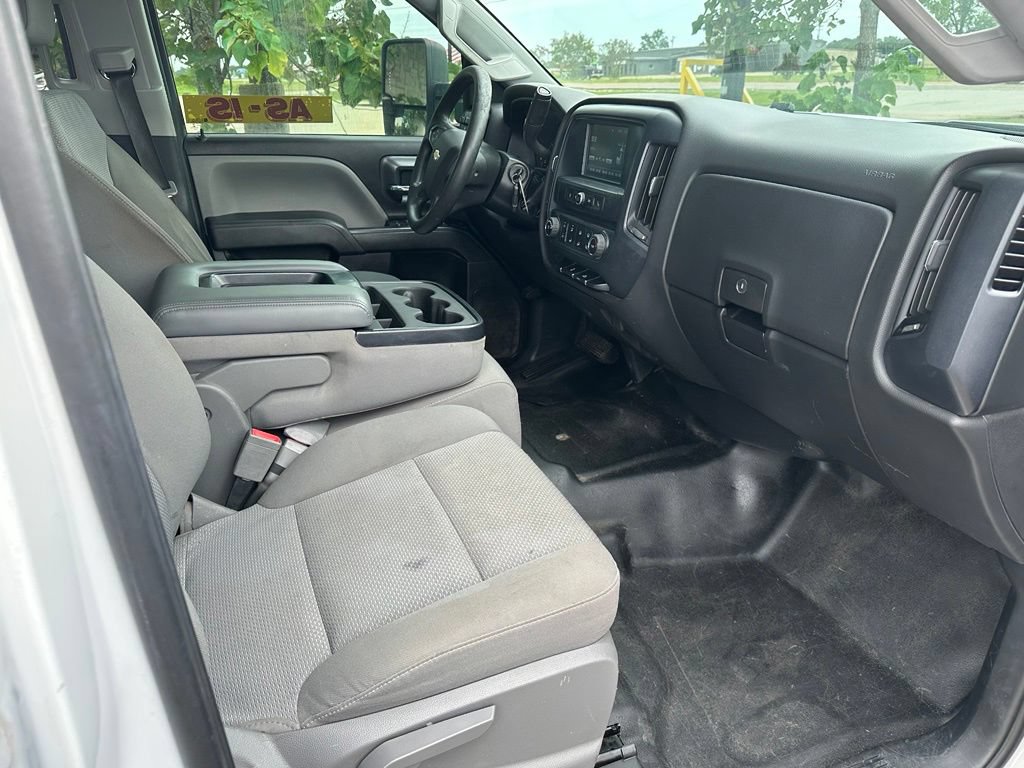 Used 2019 Chevrolet Silverado 2500 W/T AWD/4WD image 17
