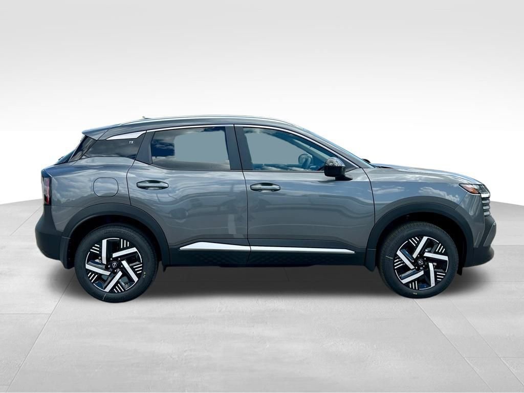 New 2026 Nissan Kicks SV w/ SV Premium Package FWD image 4