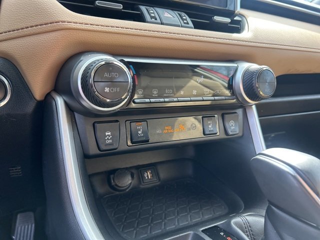Used 2023 Toyota RAV4 XLE Premium image 22