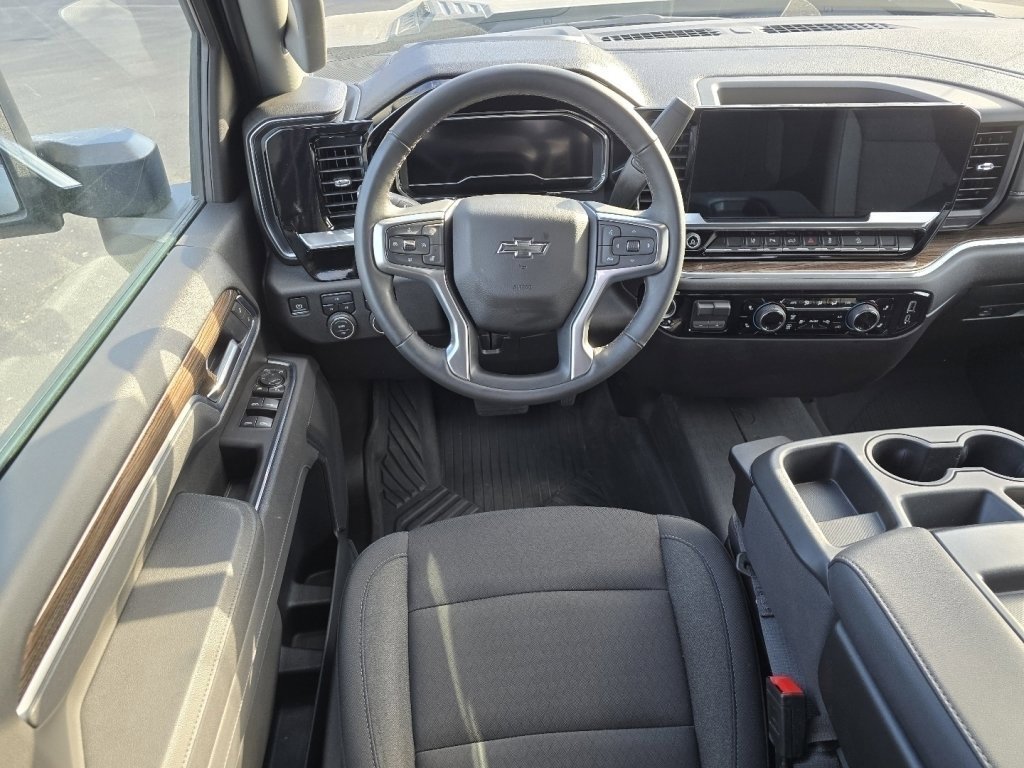 Used 2025 Chevrolet Silverado 3500 LT w/ Trail Boss Package image 21