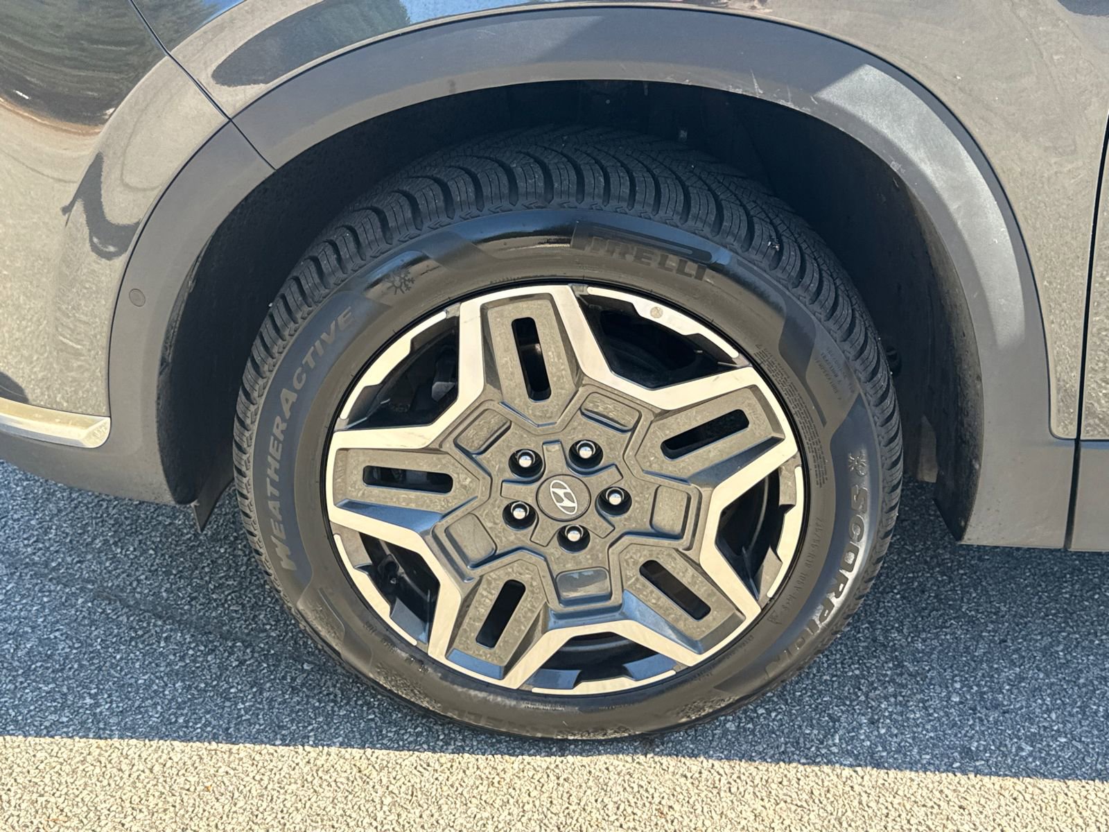 Used 2023 Hyundai Santa Fe Limited image 11