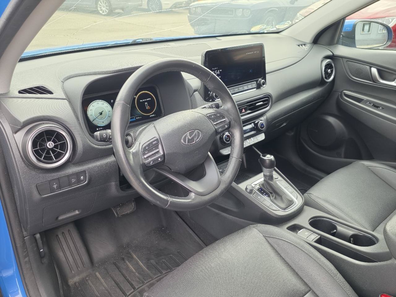 Used 2022 Hyundai Kona Limited FWD image 14
