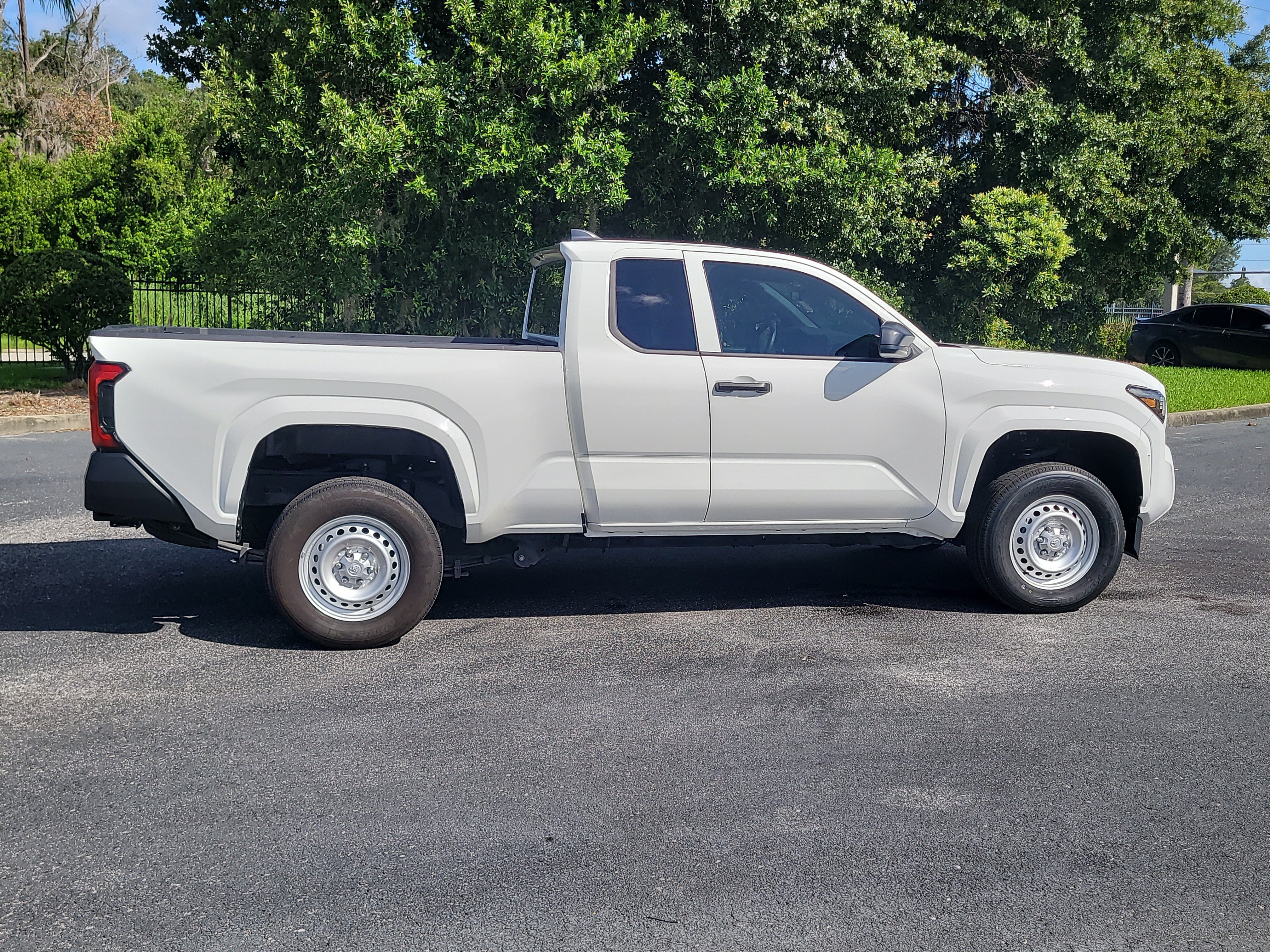 Used 2025 Toyota Tacoma SR RWD image 8