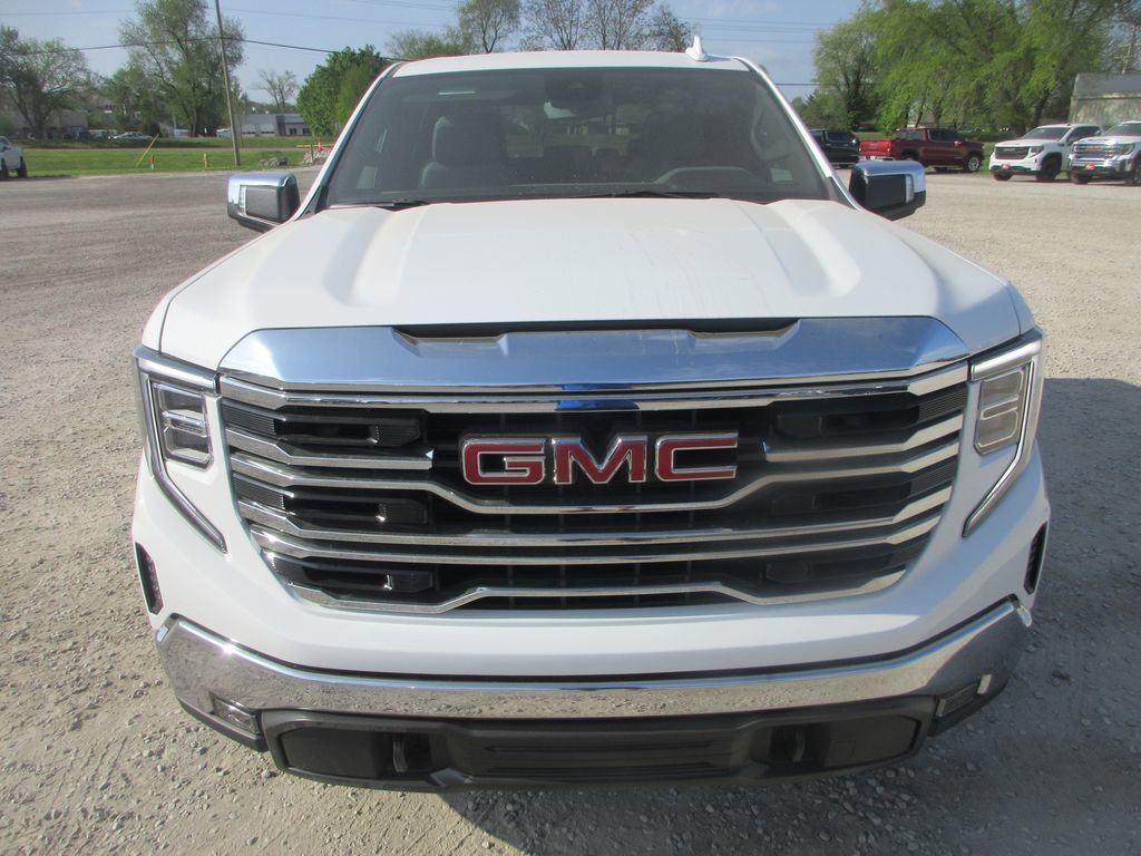 New 2026 GMC Sierra 1500 SLT w/ SLT Premium Package AWD/4WD image 12