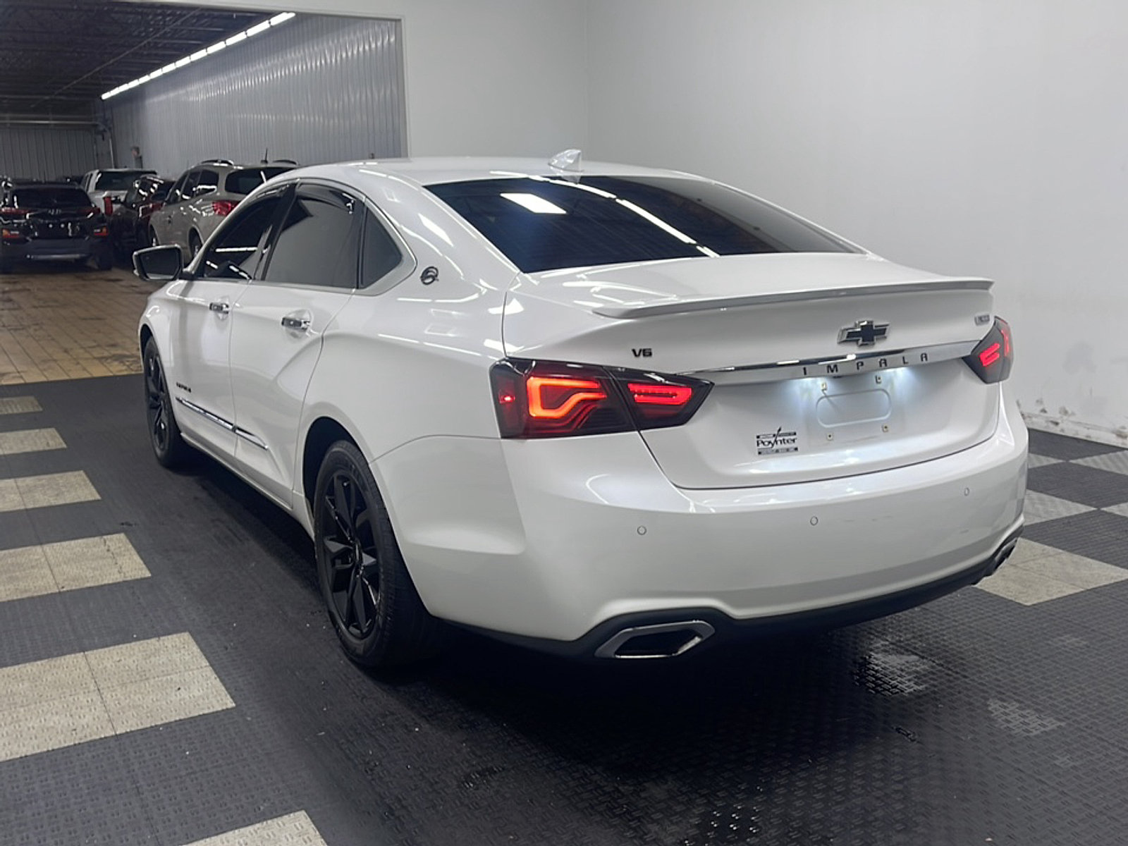 Used 2017 Chevrolet Impala Premier w/ Enhanced Convenience Package FWD image 16