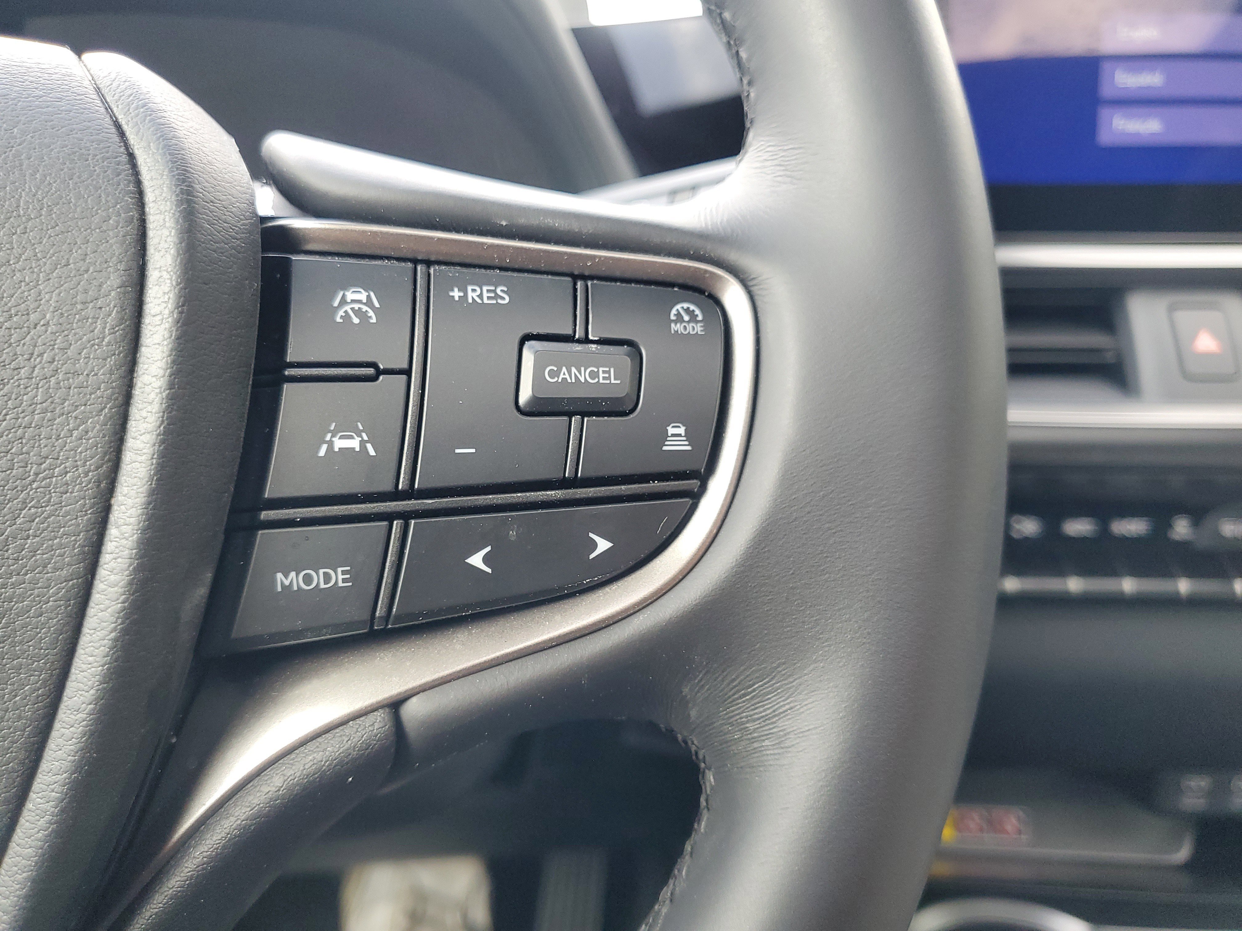 Used 2025 Lexus UX 300h FWD w/ Accessory Package (Z1) image 23