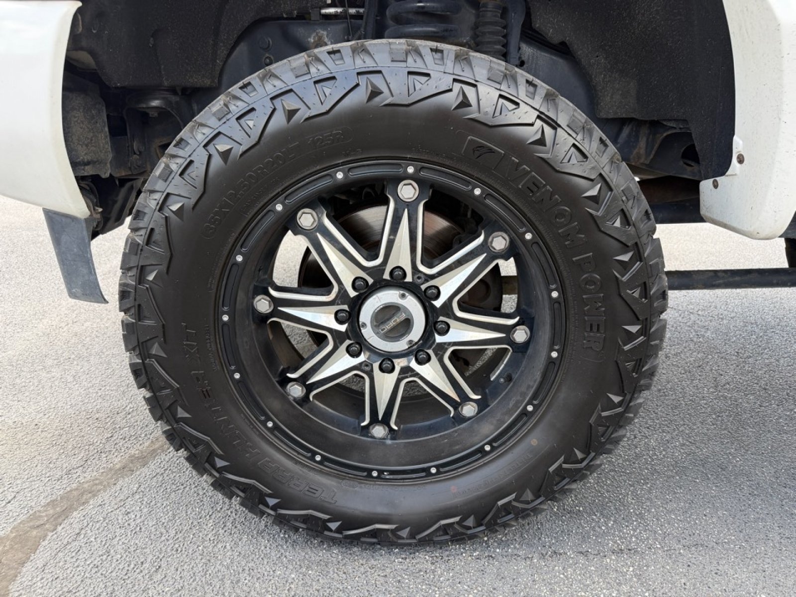 Used 2019 Ford F350 Platinum w/ Platinum Ultimate Package AWD/4WD image 41