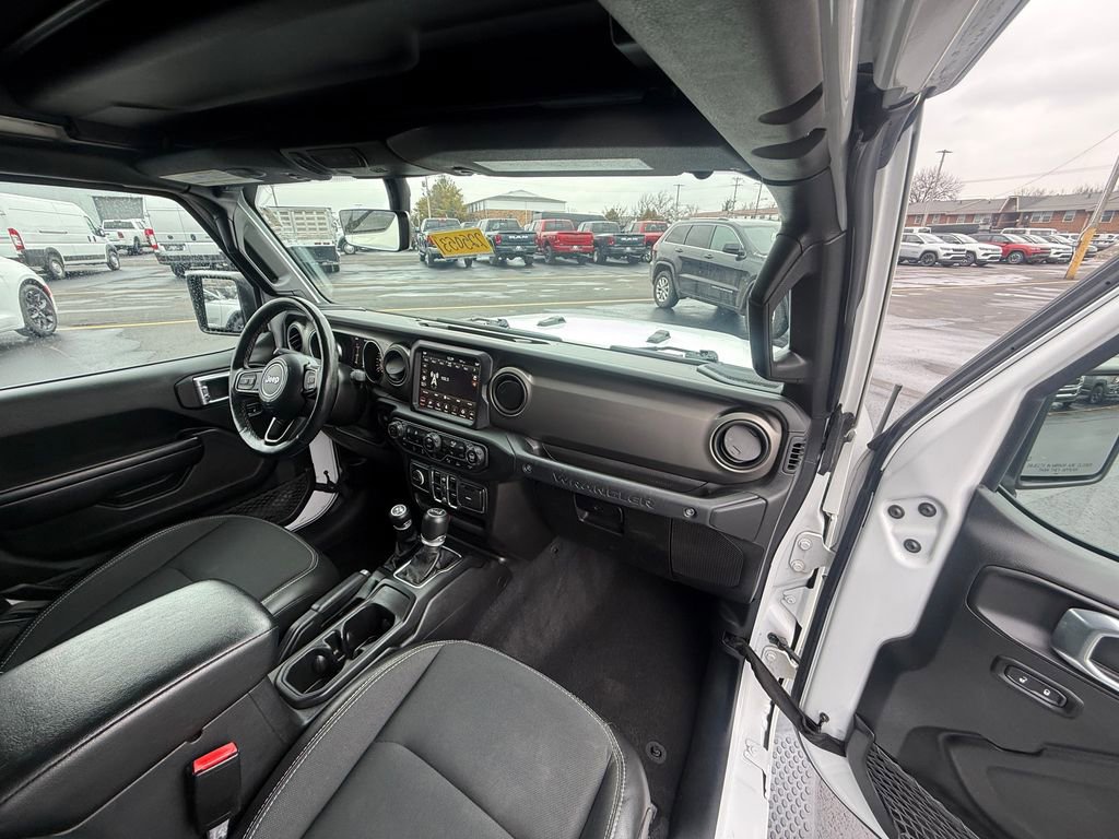 Used 2021 Jeep Wrangler Unlimited Sport image 13