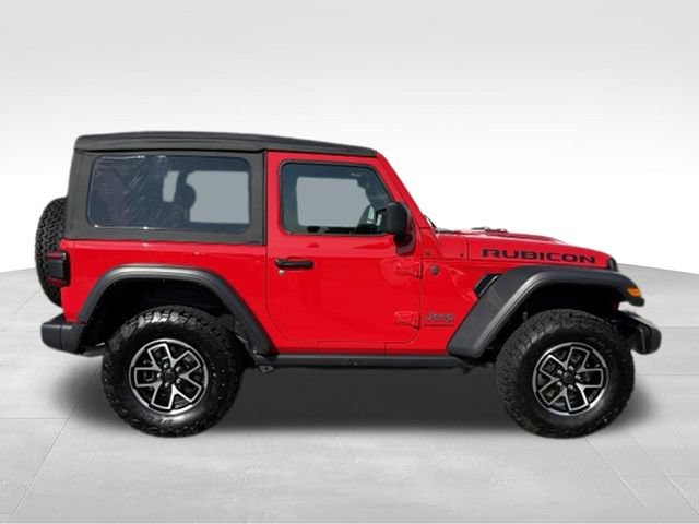 Used 2025 Jeep Wrangler Rubicon w/ Convenience Group AWD/4WD image 20