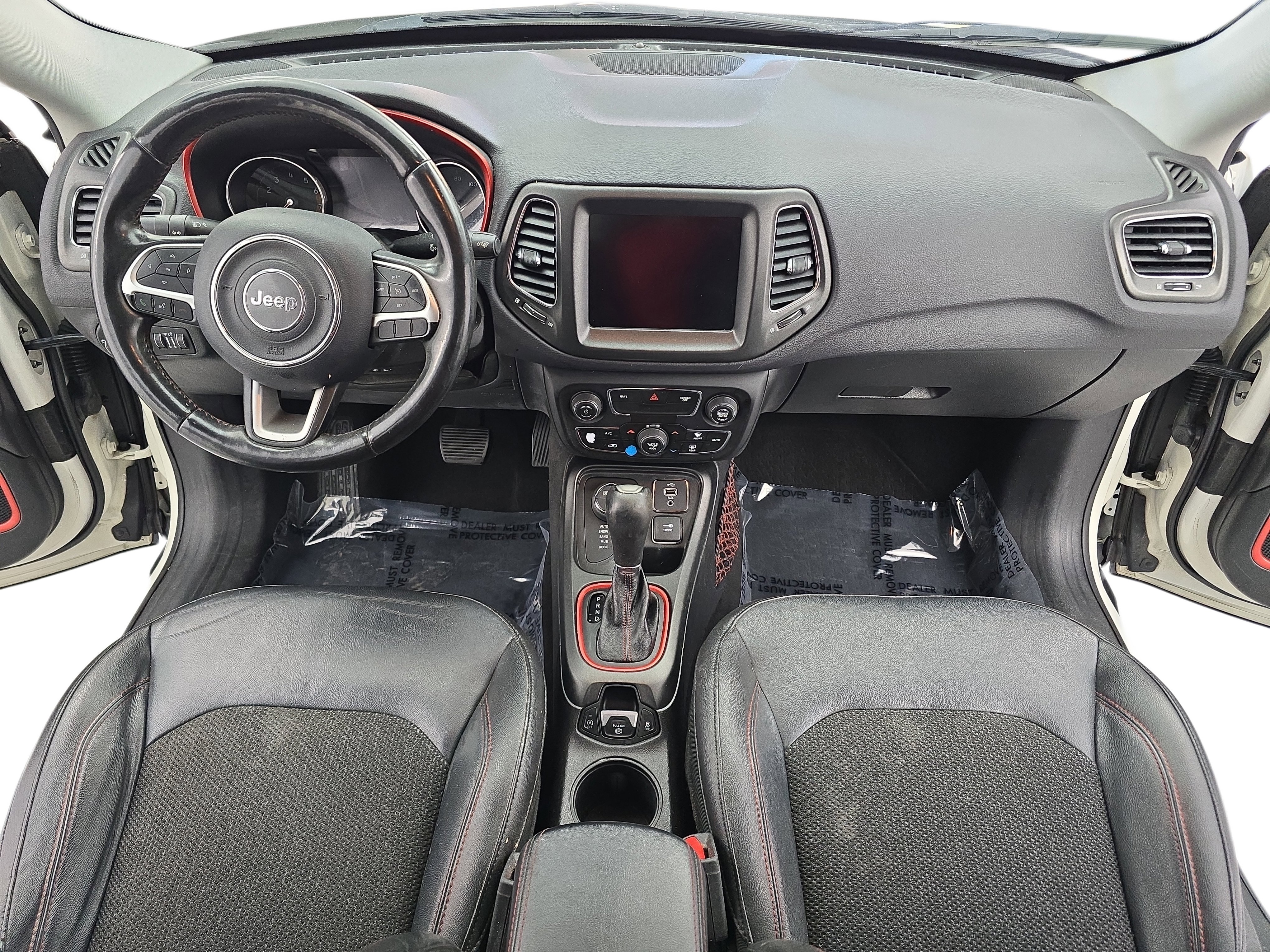 Used 2018 Jeep Compass Trailhawk w/ Cold Weather Group image 9