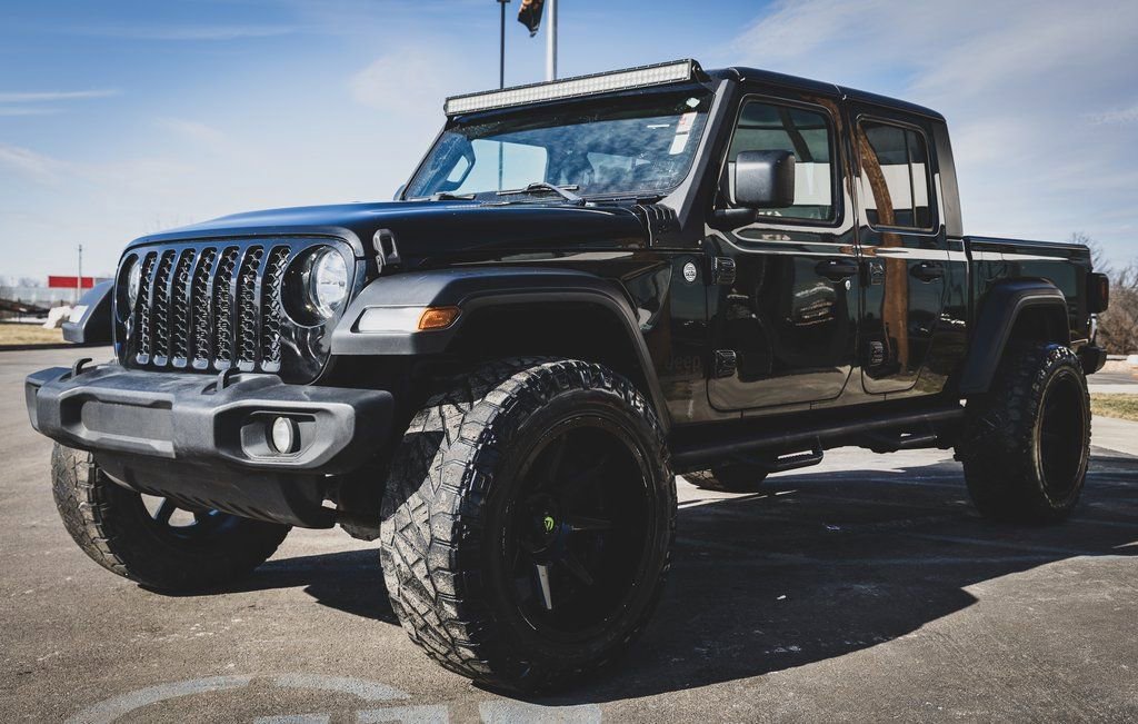 Used 2020 Jeep Gladiator Sport w/ Quick Order Package 24S image 16