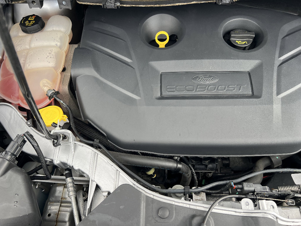 Used 2016 Ford Escape Titanium AWD/4WD image 38