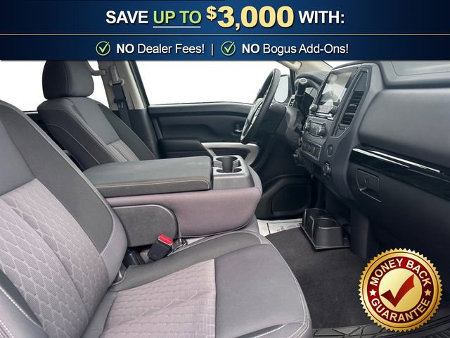 Used 2024 Nissan Titan SV image 22