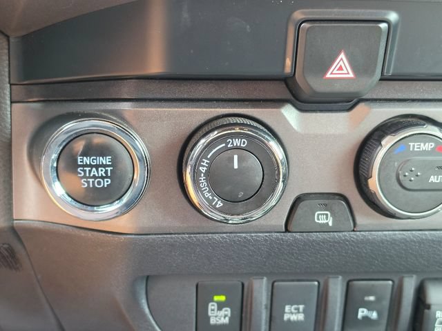 Used 2022 Toyota Tacoma TRD Sport w/ Technology Package AWD/4WD image 26