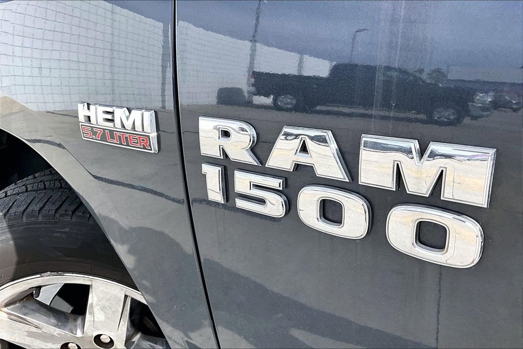 Used 2017 RAM 1500 Express image 24